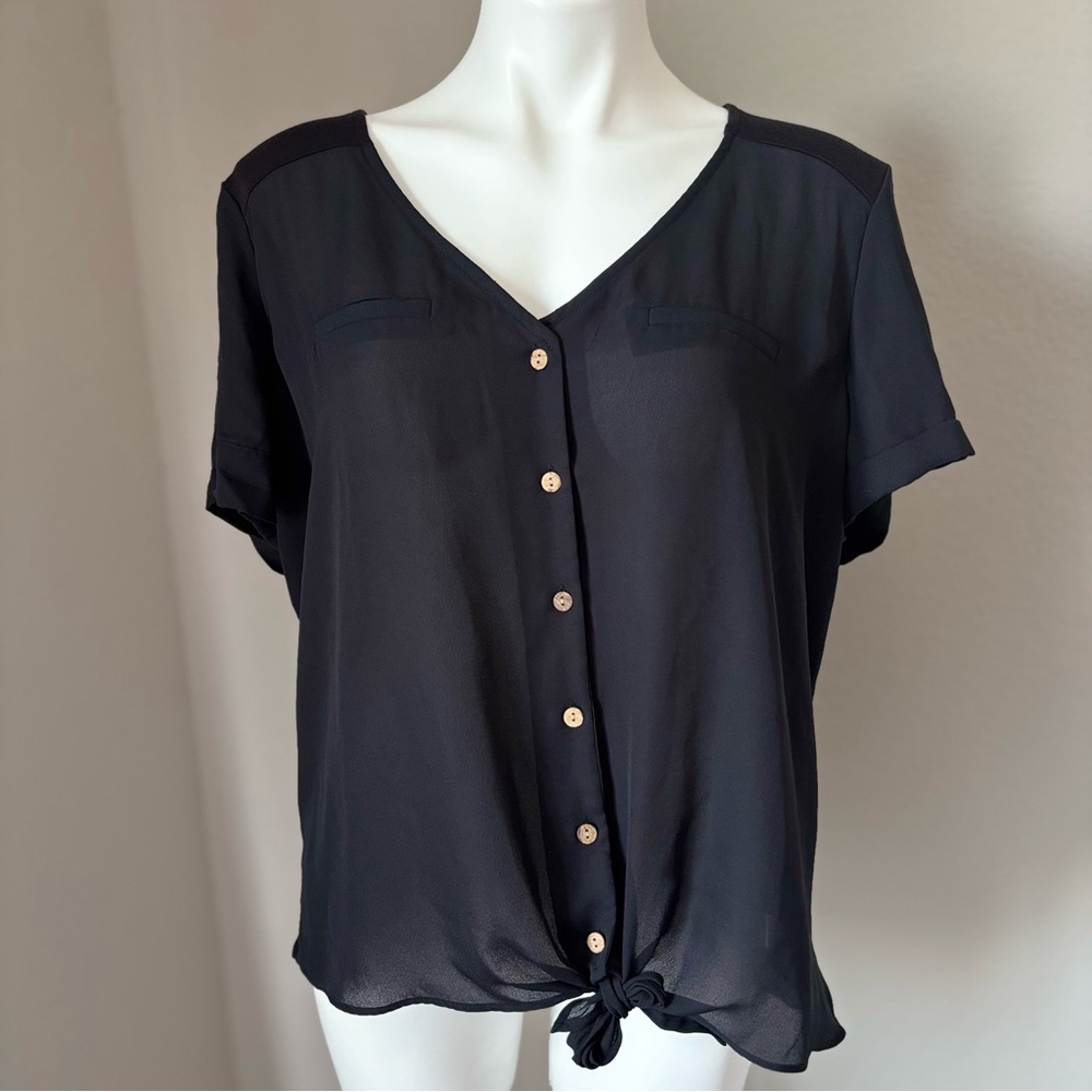 Fortune + Ivy Arden Black Short Sleeve Tie Front Sheer Blouse Womens’s Large NWT